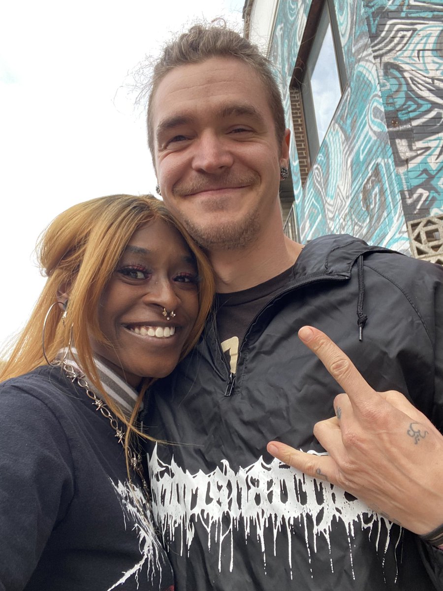 Mawlie_TRC's tweet photo. Meeting @AngelMakerBand @bodysnatcherfl and #palefaceswiss was the highlight of my year! So excited to see more of them! 
#bodysnatcher #angelmaker #distant #thebigteambattle #bigteambattle #thesanctuary https://t.co/3s3DA87fRD