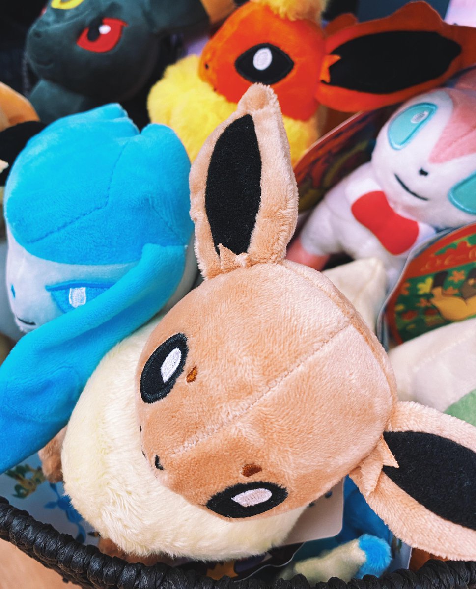 GameOnCornwall's tweet photo. What goes into the making of an independent business? Heart, Diversity, Community &amp; Spirit. 

Shop local : Support indie businesses. 🫶

Game On, Cornwall!

#gameoncornwall #shoplocal #shopsmall #indiebiz https://t.co/ZdyuLkSUlc