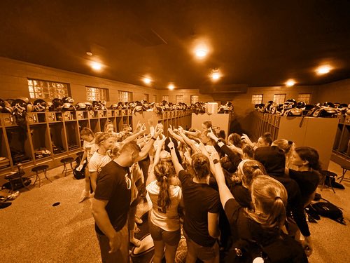 WU_wsoccer's tweet photo. Final Day of #WUOrangeWeek! Please help WU Women’s Soccer reach our goal. You can help us by sharing this post and the donation link and by making gift by going to https://t.co/KJHbQqpkQA 

Thank you to all who have donated and supported so far! #JacketUp https://t.co/rfKX5suQ7P
