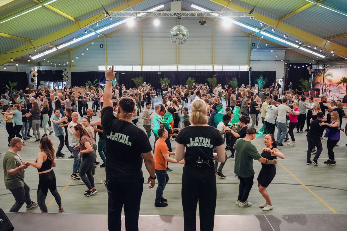 LatinWeekender's tweet image. Alle foto's van Latin Weekender 2023 staan nu online op onze Facebookpagina! 💥 Spot jezelf, tag je vrienden &amp;amp; Enjoy!! 🤩🔥 Fijn weekend!

👉 facebook.com/latinweekender