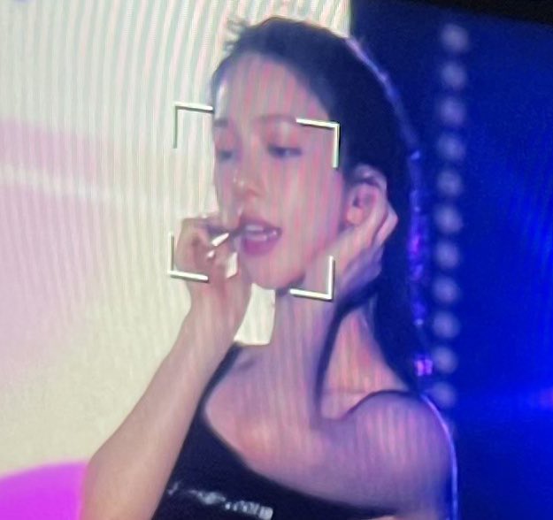 ujiminphoria's tweet photo. Karina in sleeveless top…HAVE MERCY ON ME https://t.co/rgQlOwwU0a