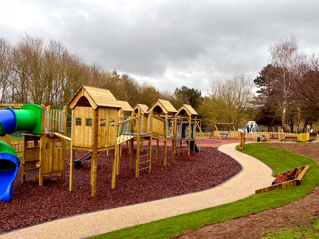 ESPPlayparks's tweet photo. Coate Water Park in Swindon, is officially open. 🤩

Are you looking to transform your play area? Why not contact us today for a free, no obligation, consultation with one of our Play Experts.. ⬇️

☎️ 01282 434445
💻 https://t.co/uDjhibO6fu
📧 info@espplay.co.uk https://t.co/w0vctqokO4