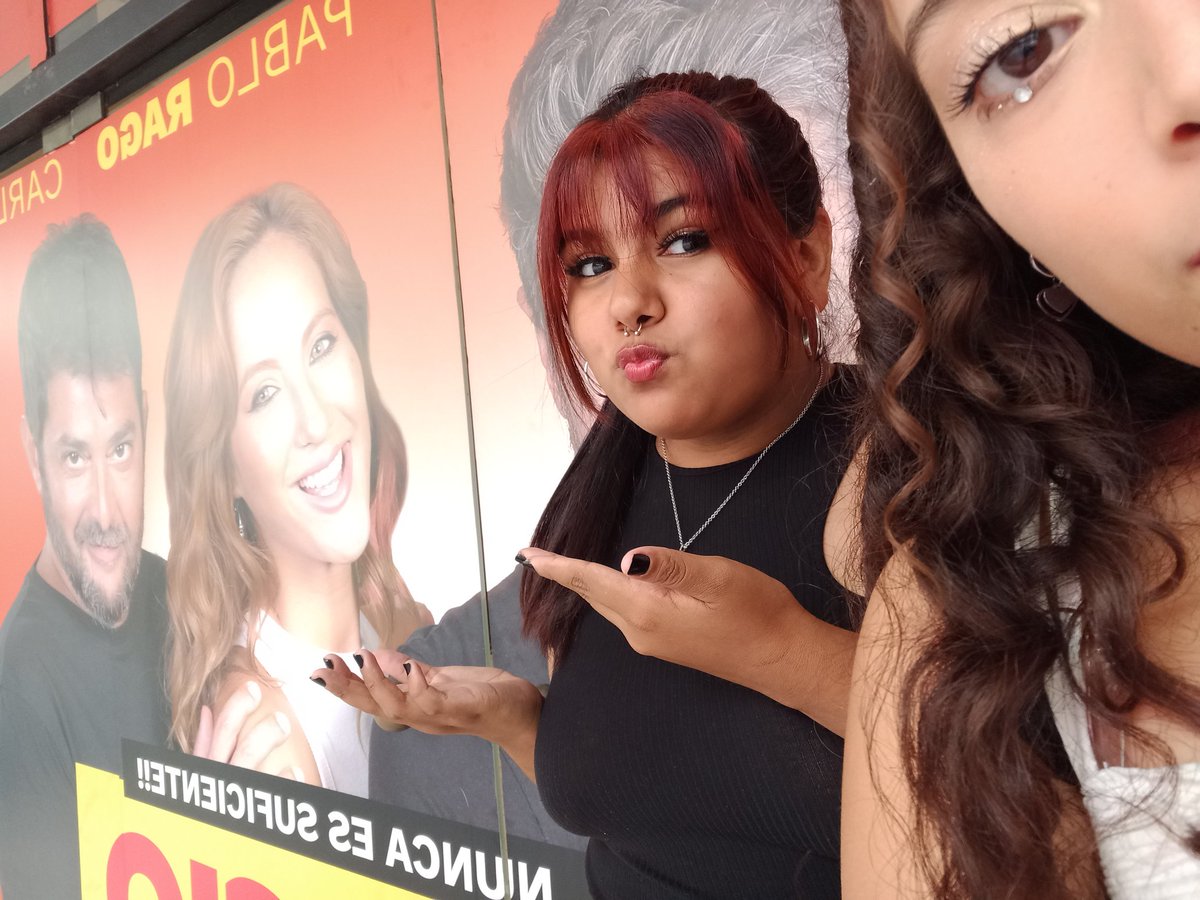 vignaaxbecerra's tweet photo. Que locura inexplicable,te amo y así va a ser siempre 
@flor_vigna 💛 https://t.co/93SAwnoVE8