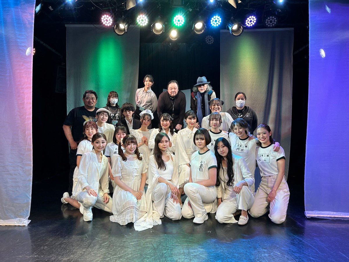 kaorusohma_0807's tweet photo. #スタントウーマン23 おかげさまで無事大千穐楽を迎えられました！

素晴らしいカンパニーの皆さんにたくさんの刺激をいただいたこの1ヶ月半は、私の財産です。
そして何より、見に来てくださった皆様のおかげで、無事最後まで駆け抜けることができました！

本当にありがとうございました！ https://t.co/e1nTB9Xpsz