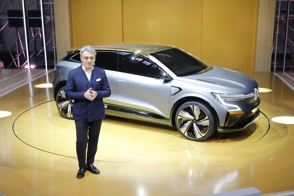 mopfuturo's tweet photo. Renault avisa a Alemania: “ya es tarde para salvar los motores de combustión”, el futuro son los eléctricos y el hidrógeno  https://t.co/USfze3Itzp https://t.co/an8gI2ePHd