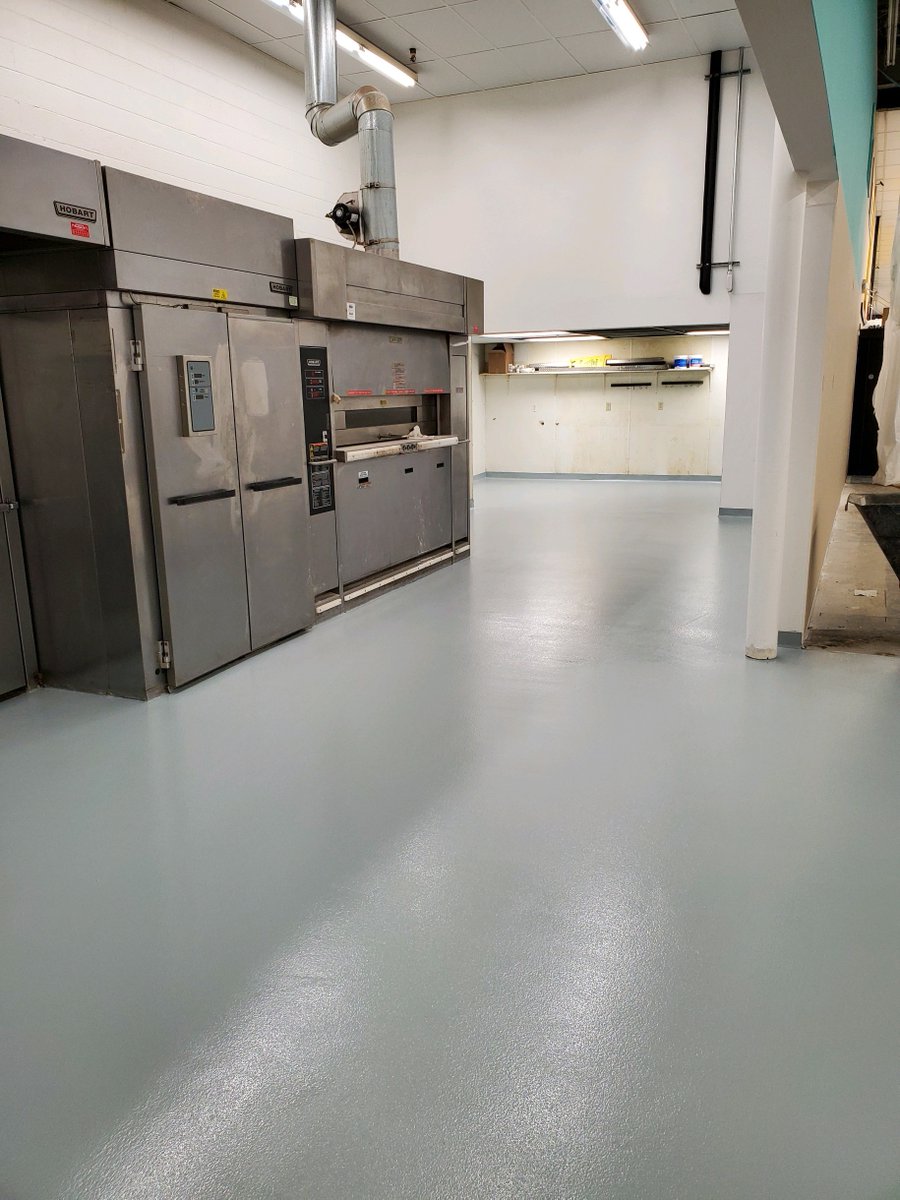 AdvantgCoating's tweet image. Commercial #bakeries can’t risk shutdowns for maintenance or sanitation issues.  Resinous flooring is USDA-approved #foodgradeflooring; seamless, antimicrobial, and incredibly durable.  What’s the icing on the cake?  Our work will rise above your expectations!

#flatbreadfriday