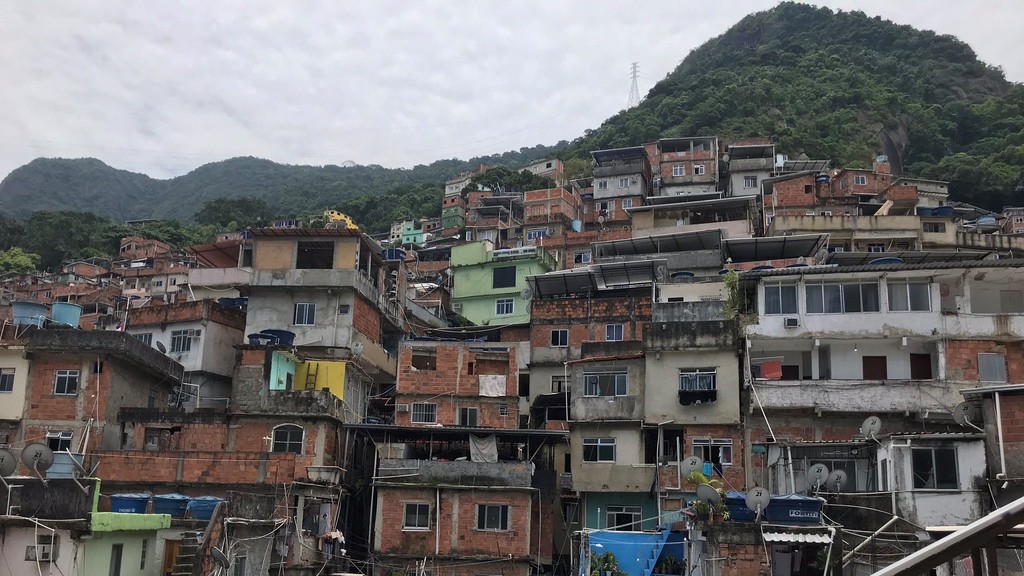 ICYMI: The favela of Rocinha: decades of struggle have led to a rich political – and cultural – landscape --> iied.org/favela-rocinha… A museum in an informal settlement? @thaisacomelli describes the groundbreaking work of the Sankofa Museum in one of Rio’s largest slums.