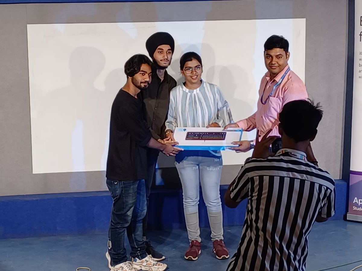 RohanSa92096356's tweet photo. Exciting news! 🎉 Our project MusicCoin just won the grand prize at Codefest 2023 hosted by GDSC JIS University! Thanks to our incredible team for their hard work and dedication . #codefest2023 #Hackathon #blockchain #teamwork https://t.co/hirv9a5FFg