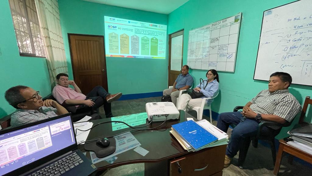 GQSPPeru's tweet photo. Finalizamos nuestras actividades con la Misión Internacional oficial del #GQSPPerú visitando la cooperativa #Aproselvanor y la Dirección Regional de Agricultura de la región San Martín - #DRASAM.
#UNIDO #ONUDI #GQSP #GQSPPerú https://t.co/Df3HiFNsNf