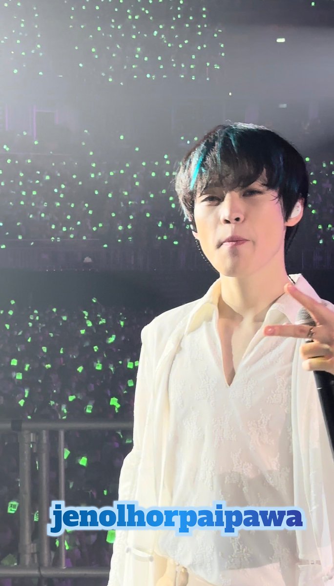Lovejenochenle's tweet photo. cr.jenolhorpaipawaさん🥹💚

2023年3月11日のドリショの高画質画像、タイシズニからのプレゼントとしていただきました😭😭💚🙇🏻
こんなに最高な画像いただけて幸せです😭💚
Twitterの画像読み込みが不具合で保存できなかったんだけど、今日やっと保存できたので共有させてもらいます🥹💚
#jeno
#chenle https://t.co/oZv8BKTYQh
