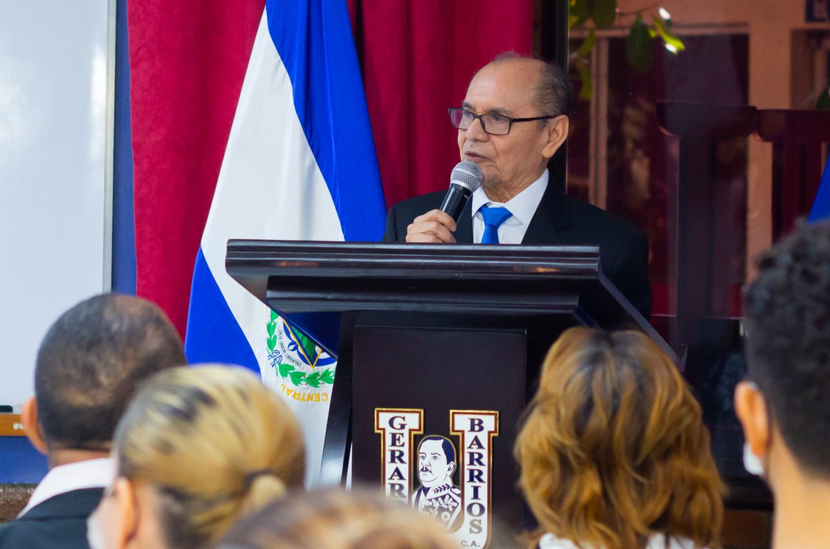 UGB_SV's tweet photo. #CDMYPE celebra en #UGBUsulután su Décimo aniversario. Durante su trayectoria ha brindado servicios empresariales integrales a más de 650 MYPES.
A través de estas relaciones estratégicas la UGB reafirma su compromiso con la sociedad impulsando el desarrollo económico y social. https://t.co/B0vZZWouqB