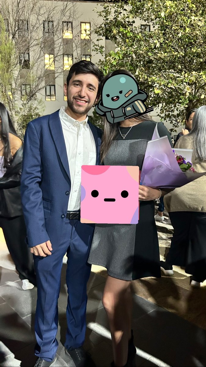 iFlexson's tweet photo. Gm, hope you have an awesome Friday! Last night was a total success! I am so freaking proud of you @SourMonk1209 and yes she was holding @Caris9258 😂❤️ https://t.co/OlZjIEMDJ2
