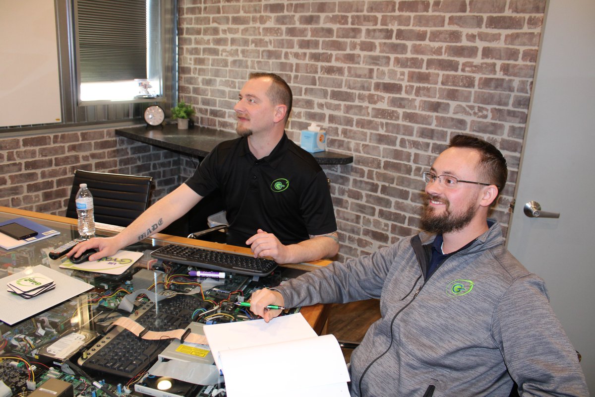 🎶 Everybody's workin' for the weekend.🎶 That includes our sales team! Steven Pounders and Joshua Gransden are hard at work helping small businesses succeed. What are YOUR end of the week goals?  
#smallbiz #fridayvibes #weeklygoals