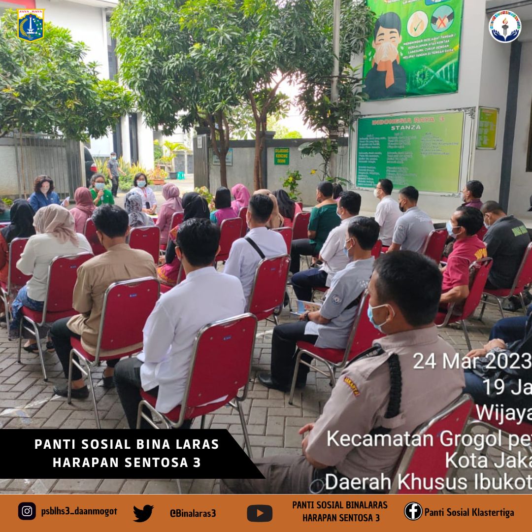 Binalaras3's tweet photo. Jum'at, 24 Maret 2023

Rapat koordinasi Ka Panti Sosial Binalaras HS 3 bersama ASN dan PJLP di halaman Panti.
@DinsosDKI1 https://t.co/mEehVNfedf