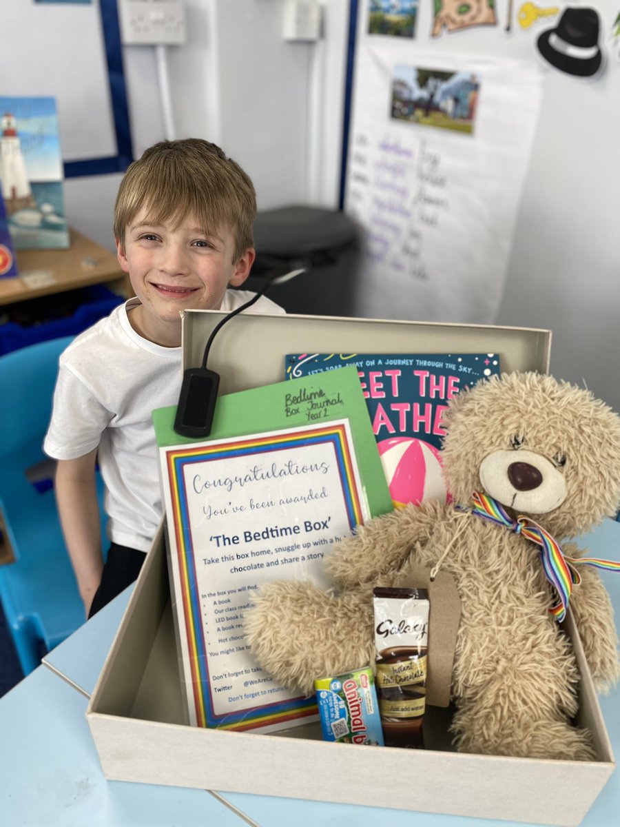 Castleway3's tweet photo. Look whoβs bringing home the bedtime box this weekend! π β¨ π π #WeAreReaders #WeAreAchievers #BedtimeBox @WeAreCastleway @_Reading_Rocks_ https://t.co/FsszpCpD5n