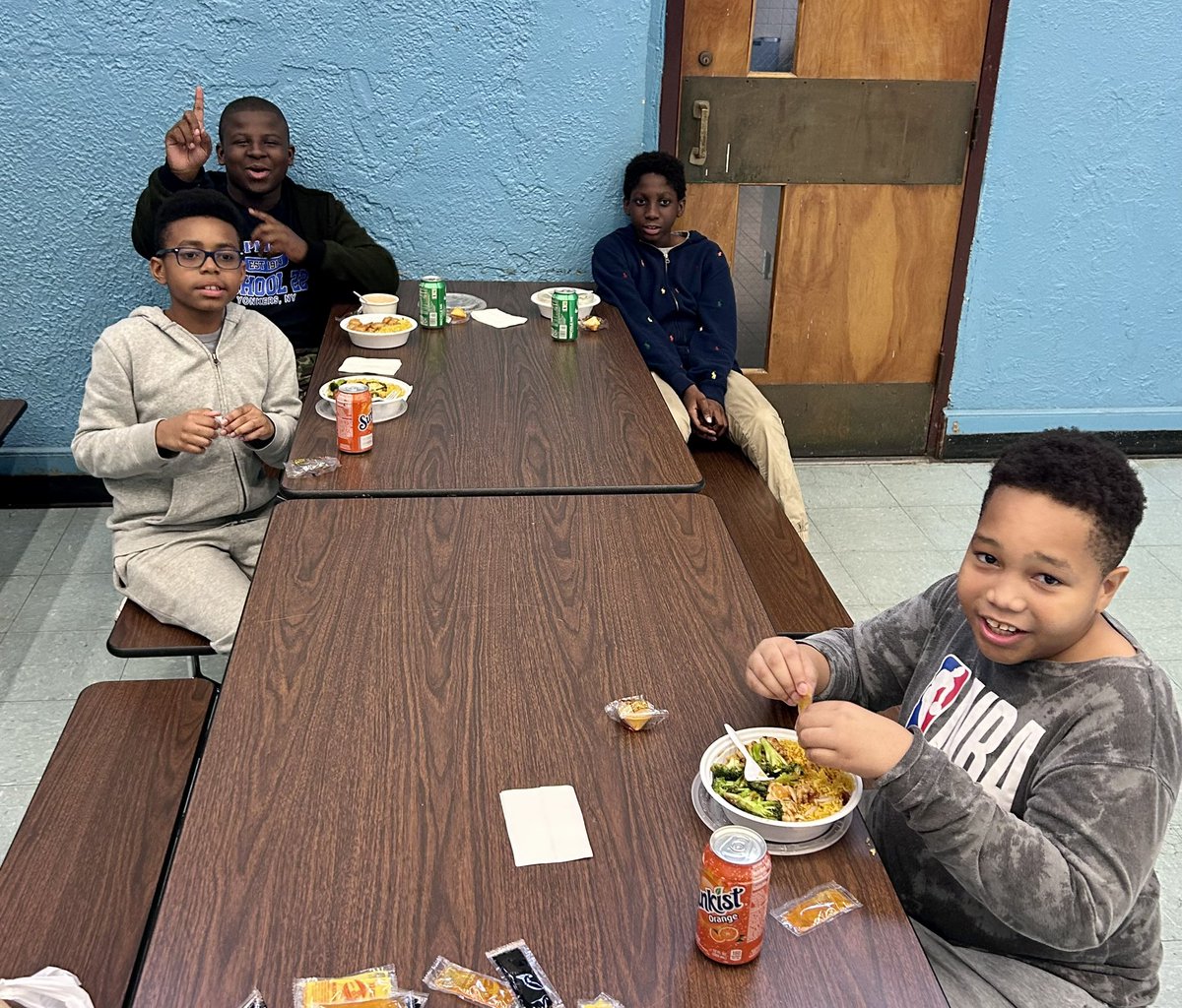 SonyGrandoit tweet media