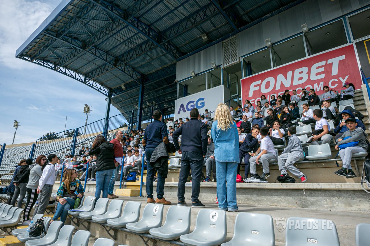 pafosfcofficial's tweet photo. Community Actions
..our Club, our Community!
🏟️Students of the 10th Primary School of Pafos ‘’Evagoras Pallikarides’’ visited our Home Stadium ‘’Stelios Kyriakides’’ and members of our team offering to our young friends presents and surprises.
#pafosfc #CommunityActions https://t.co/57C1WDIkxA