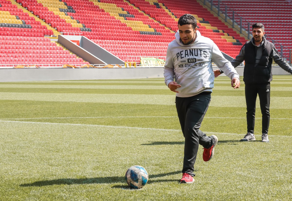 🔵Farkındayız! Mucize Otizm Spor Kulübü öğrencileri, Gürsel Aksel Stadyumu'nu ziyaret etti.

Efsane Tur'un konuğu olan Mucize Otizm Spor Kulübü öğrencileri, evimizde keyifli ve renkli anlar yaşadılar.

 #OtizmeMaviIşıkYak #Göztepe
