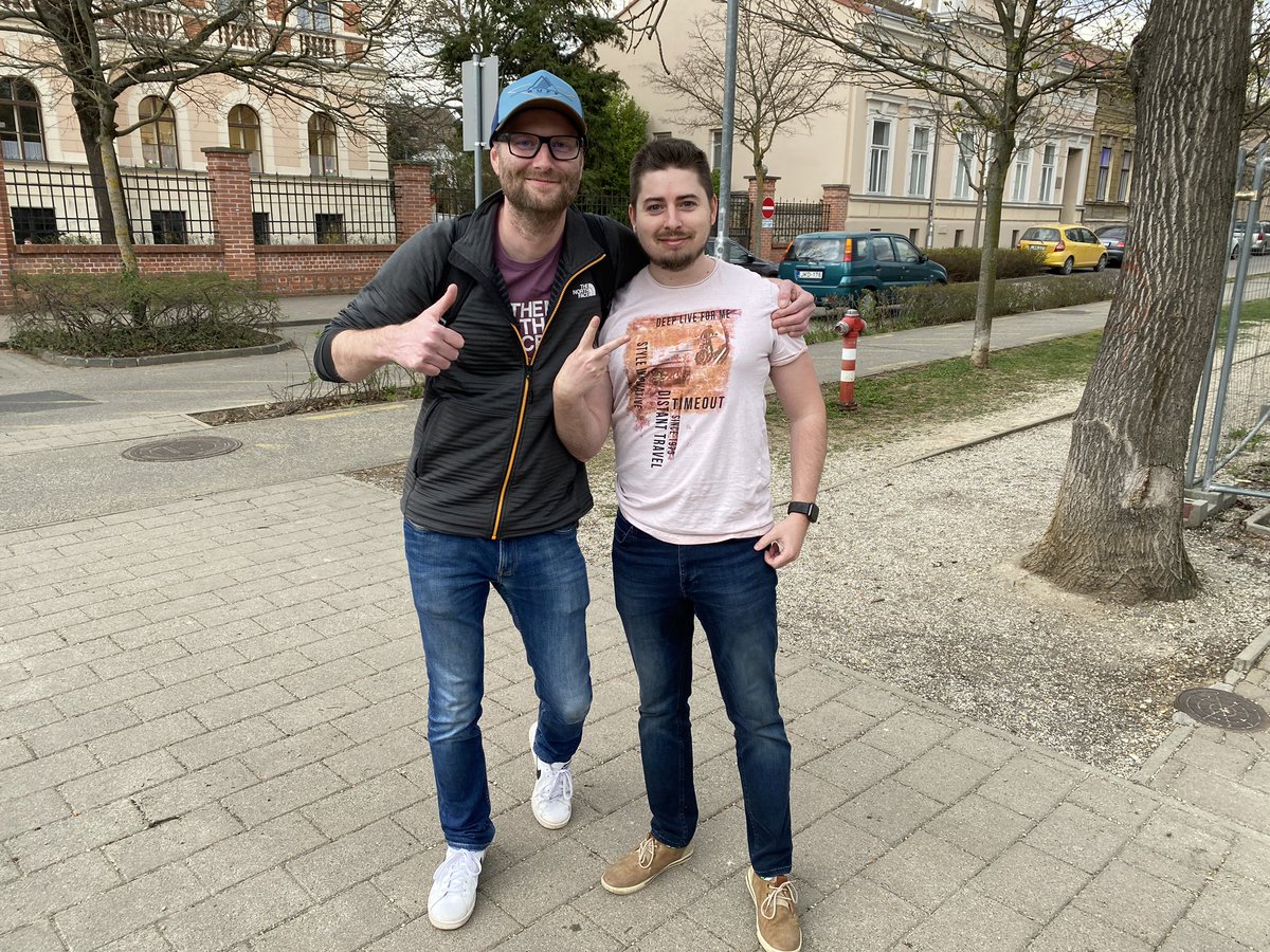 affilionWEB3 | ZONOMO NFT (@affilionweb3) on Twitter photo Csak 5 évig tartott mire sikerült élőben is összefutnunk #csekitaut <a href="/rchrd42/">rchrd | csekitaut | NT Outer Citizen #3370</a> <a href="/affilionETH/">affilion.eth | Zoltán Fekete🐧</a> Csak 5 évig tartott mire sikerült élőben is összefutnunk #csekitaut <a href="/rchrd42/">rchrd | csekitaut | NT Outer Citizen #3370</a> <a href="/affilionETH/">affilion.eth | Zoltán Fekete🐧</a>