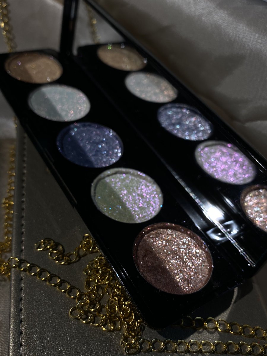 In less than 30 minutes, our Ancient Ones palette will be launching! Limited quantities! Get yours as soon as it launches! #mythicbeautyhaus #makeuppalette #indiemakeup