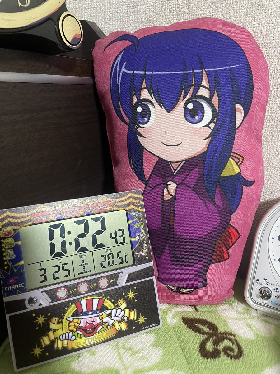 結局、飲み会の前に持て余した時間を使ってバースデージャグラーに行った男。
何とか4年連続でバースデー白星ゲット(΄◉◞౪◟◉`)🎉
動画撮ってから気づいたけど、
🌈Chanceと7テンパイ時ロゴ🌈を同時に見たの初めてだな。
#引きが弱ければ意志も弱いらんこくみん
#GOGOちやんす
#エスパス新小岩