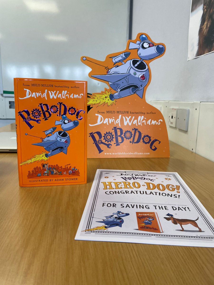 HarperCollinsCh's tweet image. This week @davidwalliams met the brilliant @lrpduk and their heroic retired police dogs, to get ready for the upcoming release of his latest action-packed adventure #Robodog, out on 30 Mar! 🐶
Stay tuned for some pawsome content with David &amp;amp; these amazing animals - coming soon 👀