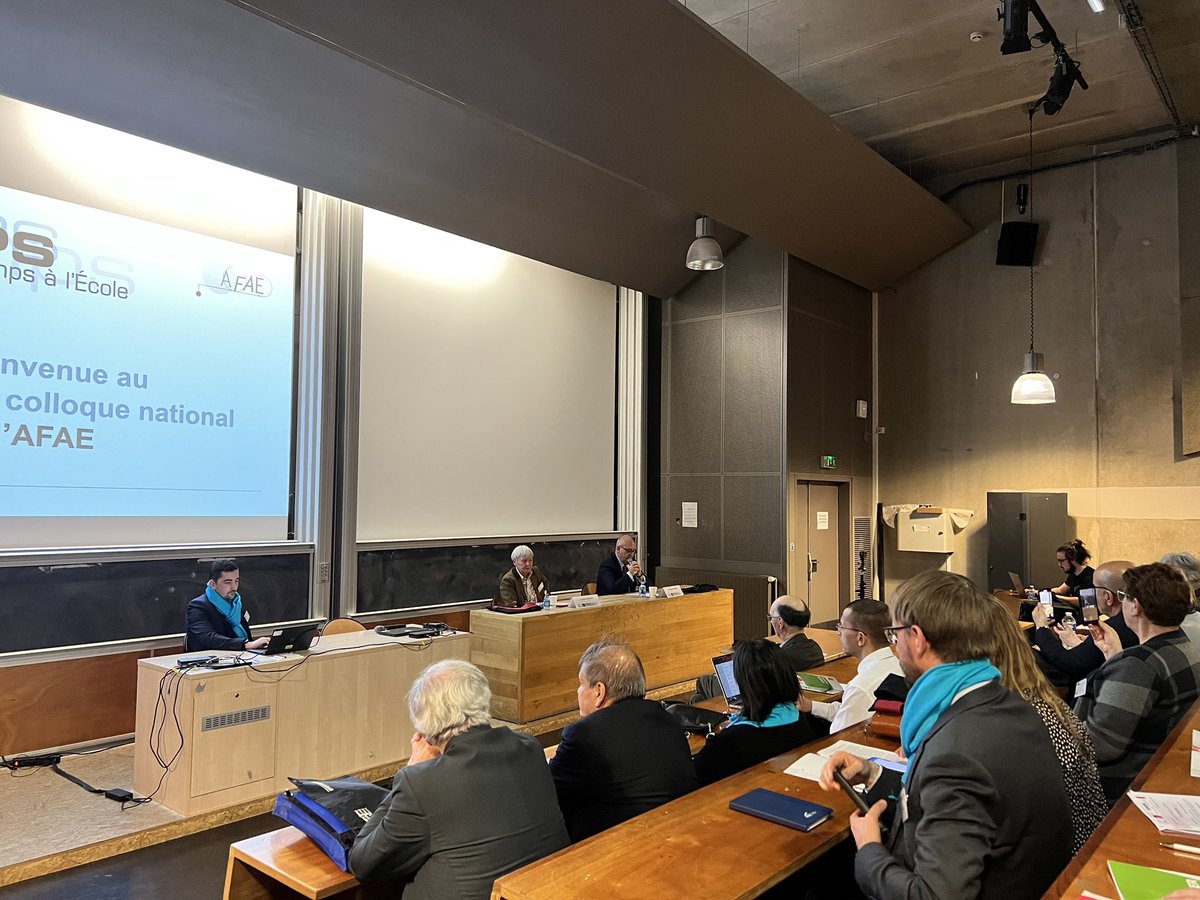 phibonneville's tweet photo. Début du colloque @afae_fr sur la thématique « temps et contretemps de l’école ». Discours d’ouverture par Monsieur le Recteur @CKerrero https://t.co/ziteHr2QIY