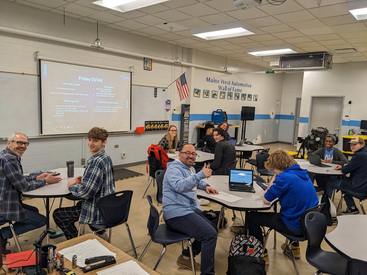 HUGE thanks to our <a href="/Maine_West/">Maine West</a> Student &amp; Family Services taking time to meet with our #207Gearheads helping our seniors finalize their post high school plans.

I think a career pathway is one of the best services we can give our students.