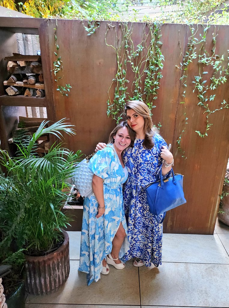 batresali's tweet photo. #yolo #nofilter 😎 just #fun #laughs #Joy #Travel #exquisitefood #ConTodo 2023 🥰🤩😉 te❤  #BFF happy birthday 2u #Gorgeous + #beautiful always #crazymarch  #foreveryoung @_JessPR https://t.co/BlbjgGwSvs