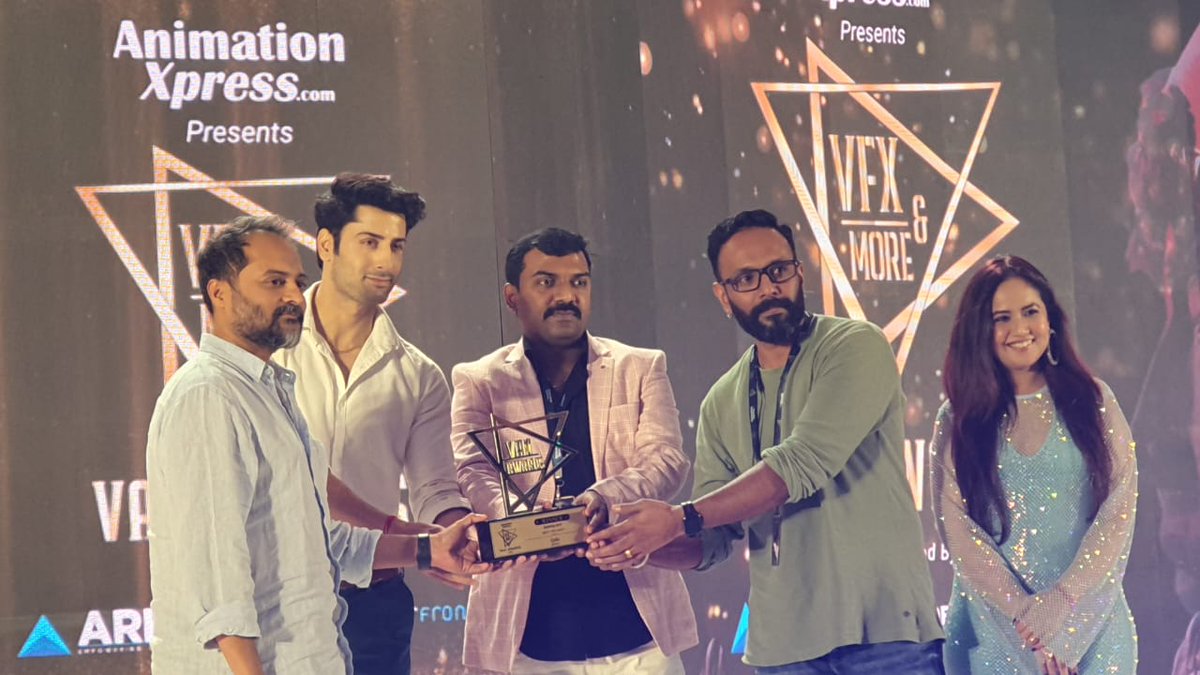 phantomfx_india's tweet photo. Thrilled to share the news that PhantomFX has been honored with multiple awards at this year's Vam Awards in Mumbai!
We won the best "Effects Simulation" and "Best use of Previsualization" for the movie Beast.
#VamAwards #Mumbai #PhantomFX #EffectsSimulation #Previsualization https://t.co/QyMpLfyAyO