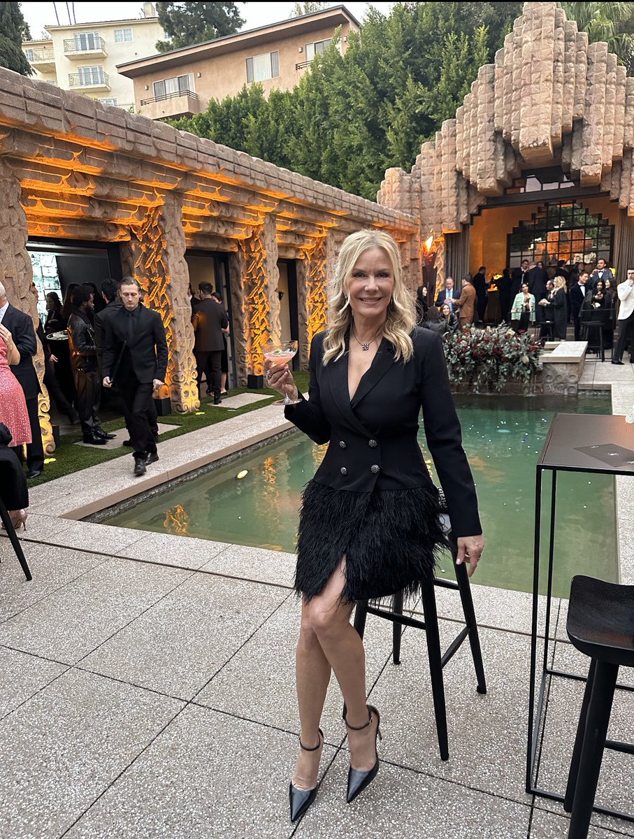 KatherineKellyL's tweet photo. At the 60th Anniversary of @The_Macallan @007 #sowdenhouse #macallan #jamesbond https://t.co/i0VoQmwKAS