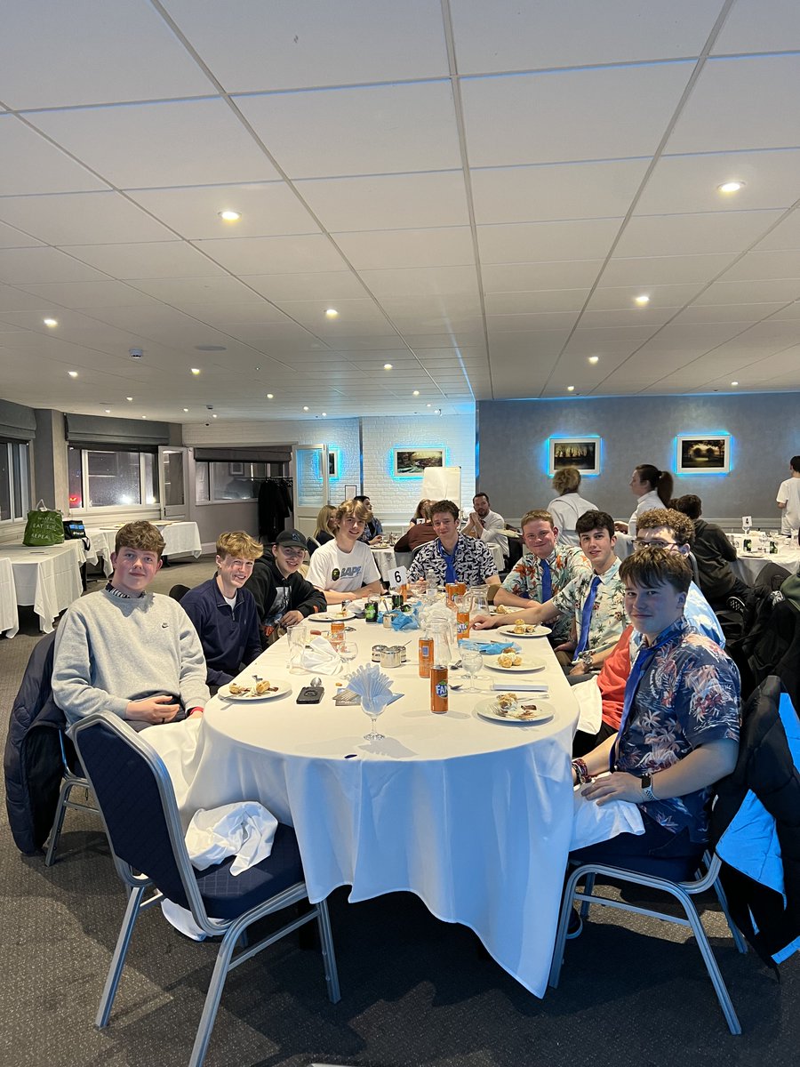 victoriacollege's tweet photo. More pictures of this fantastic evening - The Bruce House Meal and some wonderful feedback from students and parents about the friendship and camaraderie across the Year groups that this House system and associated events facilitate. #communityandtogetherness @vcj_head https://t.co/RO55RB8QQe