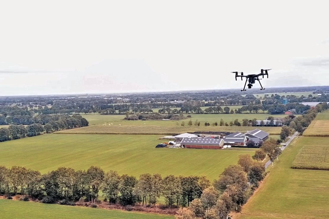 4DRL1's tweet photo. Are you a #remotesensing professional in the field of Dutch #archaeology? Join us for the first expert meeting of #ARCfieldLAB, a project aimed at sharing knowledge on innovative sensor technology!
Check out https://t.co/MojHwrd2Ml for more info and to register. https://t.co/nSG7vfQIvE