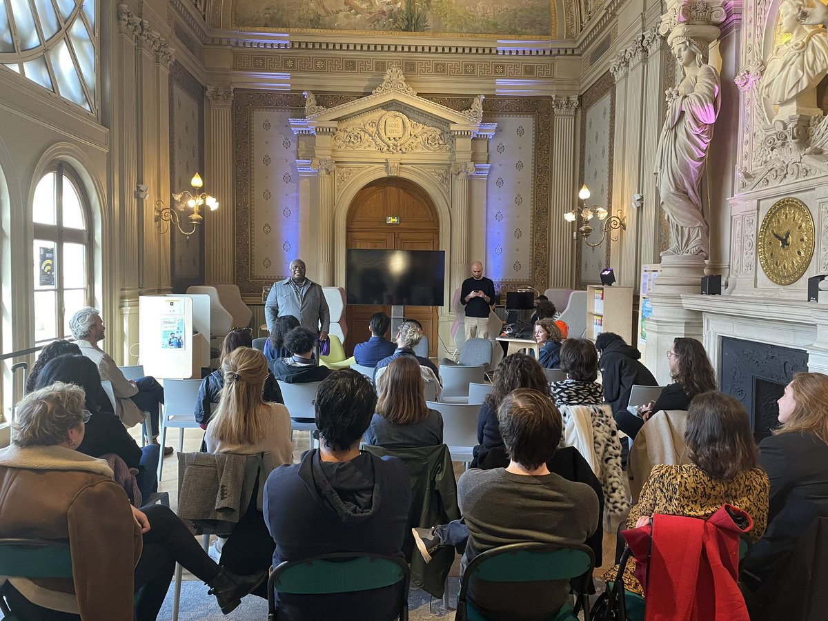 Helenebidard's tweet photo. A l’occasion de la semaine contre le racisme et l’antisémitisme, diffusion aujourd’hui à #QJ de la série #Rassemblance, avec @Magloireok.
Merci à Haroon Rahimi & Oumou B. Diallo pour leurs témoignages.
📍RDV ce soir à 18h au Centre Paris Anim Dunois pour une 2e projection ! https://t.co/9tkfVDGaA1