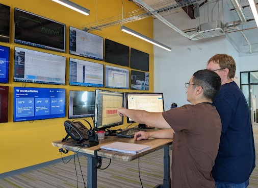 To meet the highest quality service standards, our technical support team members receive extensive training before assisting techs in the field. After their training, they are prepared to support operations 24 hours a day, seven days a week throughout the year.