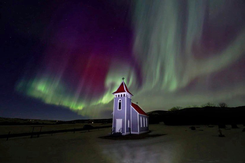 I am sometimes hesitant to post photos after such an amazing Aurora display and the crazy photos everyone has been posting.  Here are 4 I took last night #exploresask #sask #saskatchewan #aurora