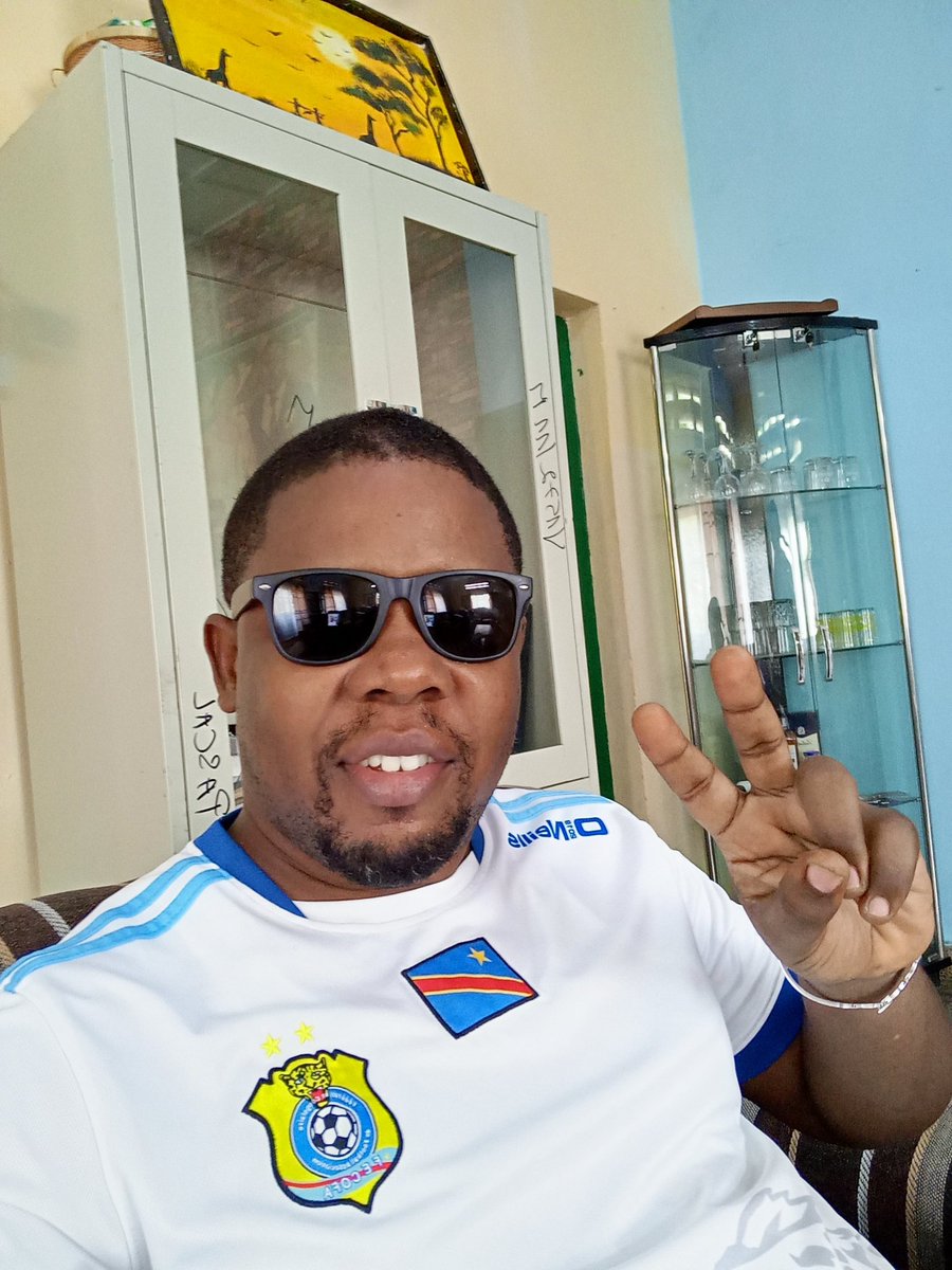 PascalKabey's tweet photo. Félicitations à nos #leopardRdc ,et bonne chance pour la suite,nous disons également merci au président @moise_katumbi pour son hospitalité.
@fecofa_kinshasa @LinafootO @Ensemble_MK https://t.co/uzIUp1IbxF