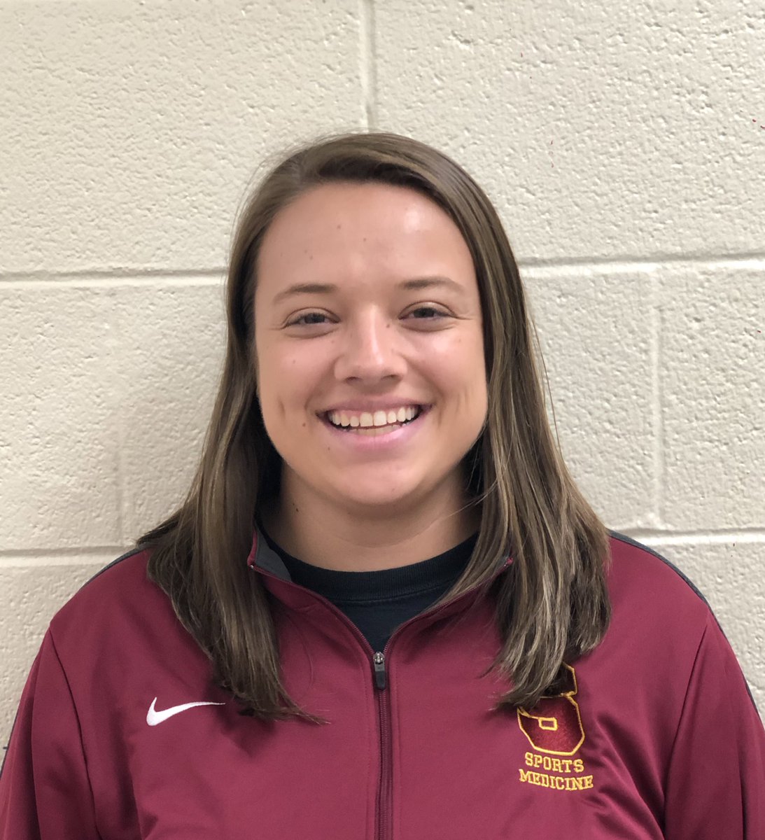 SchaumburgSMC's tweet photo. A very bittersweet announcement, Our very own SHS AT, Stef Moranski, is moving on to a new opportunity outside of Schaumburg. She will miss all of the students &amp; staff and is so grateful for the incredible 6 years of memories she's had as a Saxon! https://t.co/dZK73iEVPc