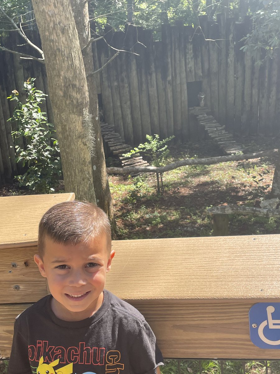 AJ says go owls!! <a href="/FAUMBB/">Florida Atlantic Men's Basketball</a>