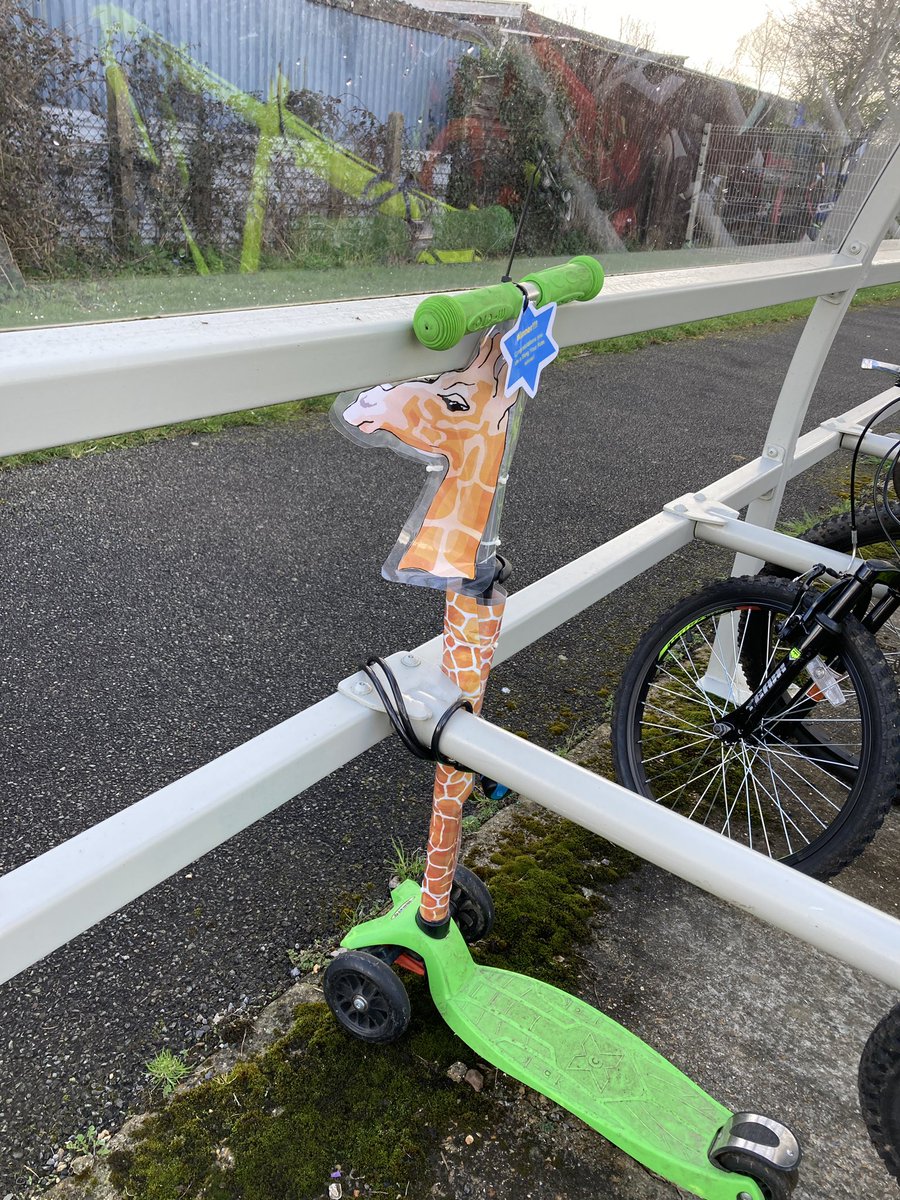 SustransJohn's tweet photo. Day 5 of #BigWalkAndWheel ✅ A great morning of judging a Bling Your Ride competition at @fryernschool Some really great decorations 👏👏🎉🎉 I’ve never seen the bike shed as full as it was today, great work everyone! @Sustrans @MyJourneyHants @EastleighBC https://t.co/DAWzxzI4Ql