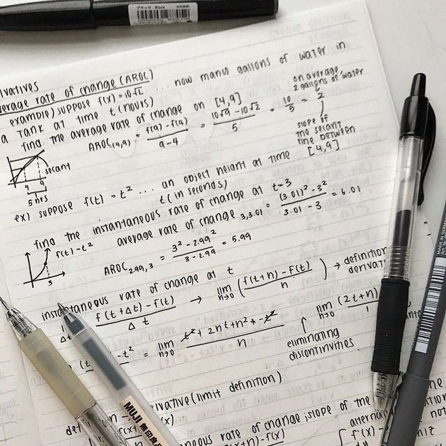 studyabel's tweet image. ⌕ #studytwtbr, #studytwt 

ㅤㅤ› bel | 23y
ㅤㅤ› ela/dela
ㅤㅤ› vestibulanda de medicina
    ㅤ› uma estudante totalmente perdida
ㅤㅤ› focando no Enem pra entrar na UFRJ