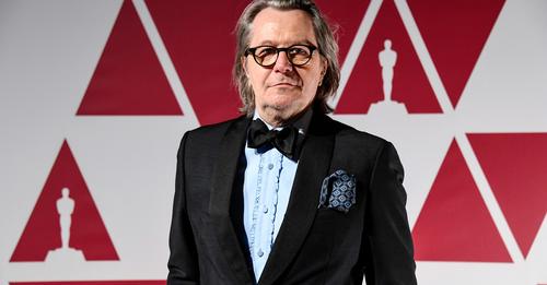 anglophenia's tweet image. The great Gary Oldman celebrates his 65th birthday this week, so we're taking the opportunity to look back on his remarkable career.

Here are 10 things we admire about the incredibly versatile actor &amp;gt;&amp;gt; bit.ly/3ZeVejJ