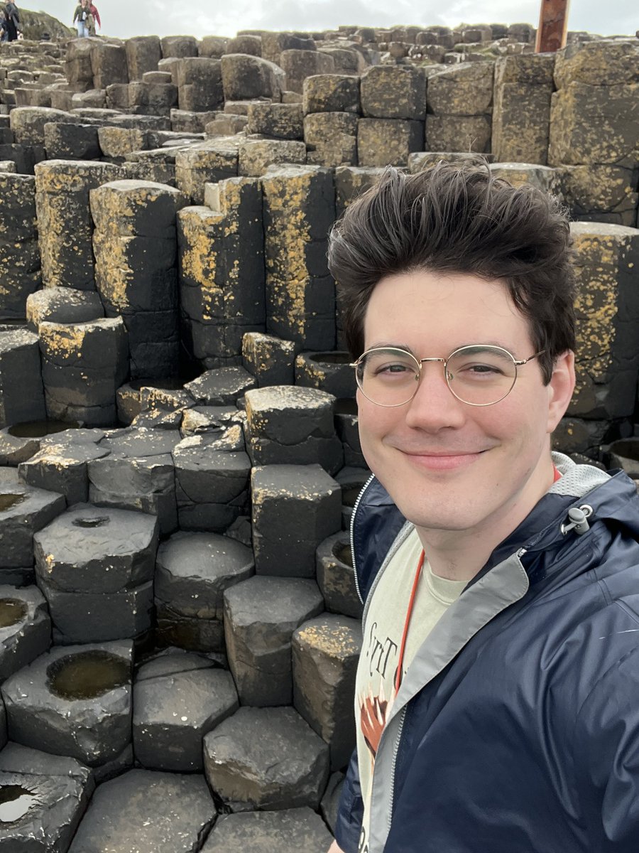 TedNivison's tweet photo. MINECRAFT IS REAL!!!!! https://t.co/gtykmAE9XK