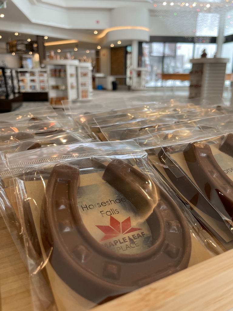 Maple Leaf Place tweet media