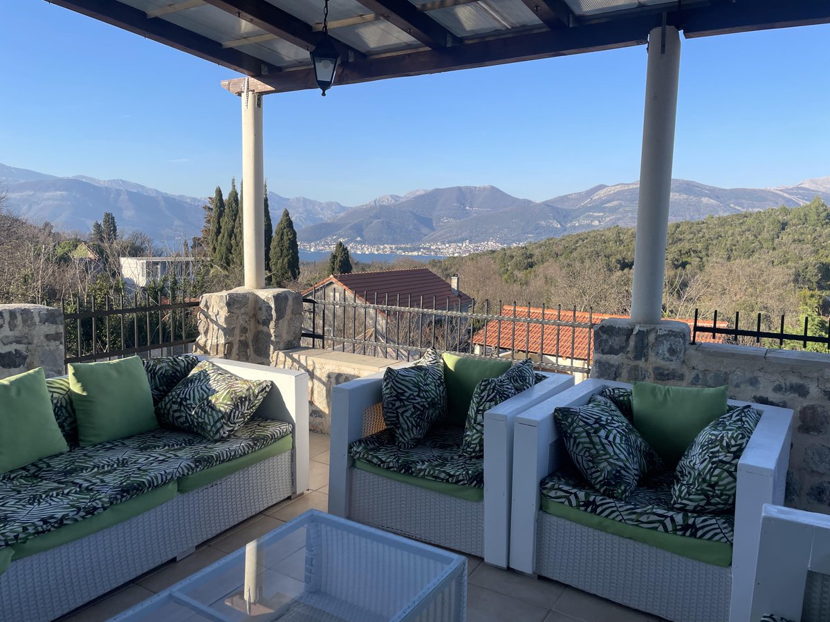 Co-Lodge 🏡 tweet media