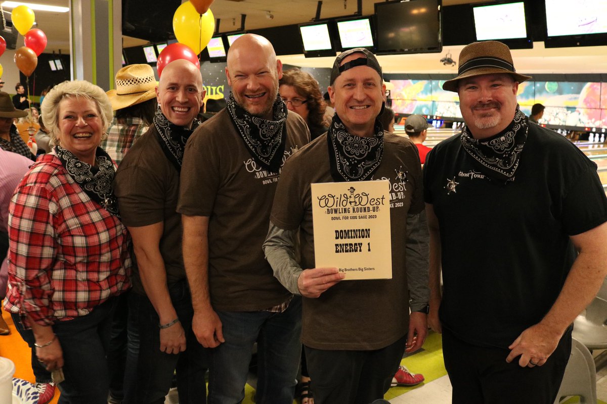 JorganDomEnergy's tweet image. @DominionEnergy employees had a blast supporting @bbbsutah at the Bowl for Kids Sake event at the Olympus Hills bowling lanes. The Wild West theme allowed community partners to further the BBBS mission of one-to-one mentoring. 🤠 YeeHaw!