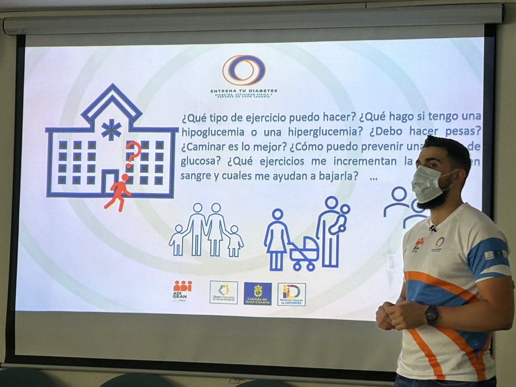 Alexis, nuestro coordinador del proyecto que junto a <a href="/GranCanariaDep/">Gran Canaria Deportes</a> estamos llevando a cabo: Diabetes, Actividad Física y Deporte, en el I Congreso Escuela de Pacientes de Canarias. <a href="/EscuelapCan/">Escuela de Pacientes de Canarias</a> #entrenatudiabetes #entreigualesmejor