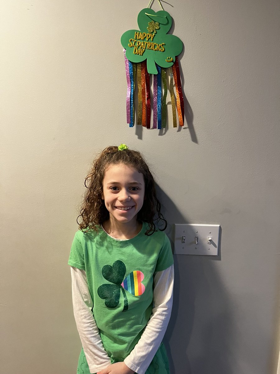No way this girl is getting pinched today! Maybe she will find the pot of gold! ☘️💚