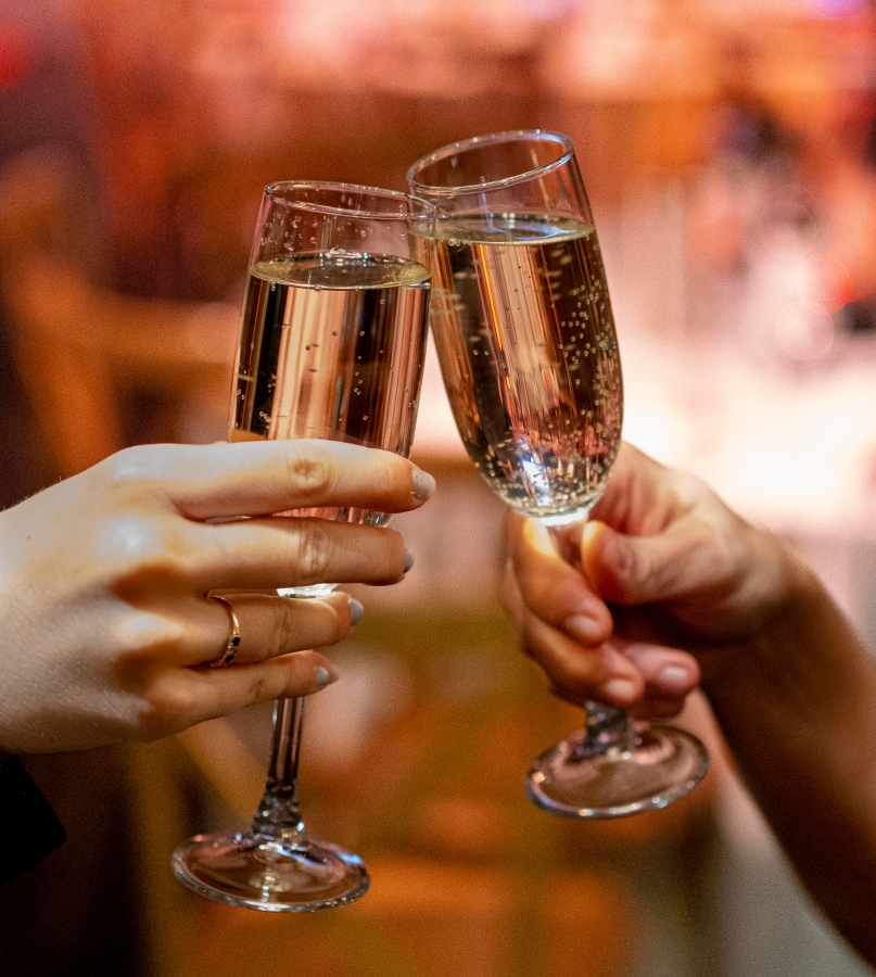 Celebrate the wonderful lady in your life this Sunday!🥂
Choose from either two or three delicious courses from our Mother's Day menu and enjoy the company of your loved ones in our beautiful Attic.
Head to the link in our bio to reserve your table and view our menu.