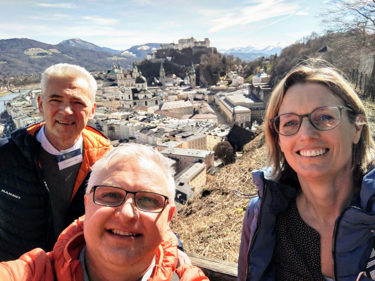 mBCampX's tweet photo. Hoch auf den Mönchberg 🥾, mit dem #Innovation #BusinessTrail 🎒 während des #CorporateLearningCamp in #Salzburg 🇦🇹
#clc #clc23 #clca https://t.co/K23LVAvQWV